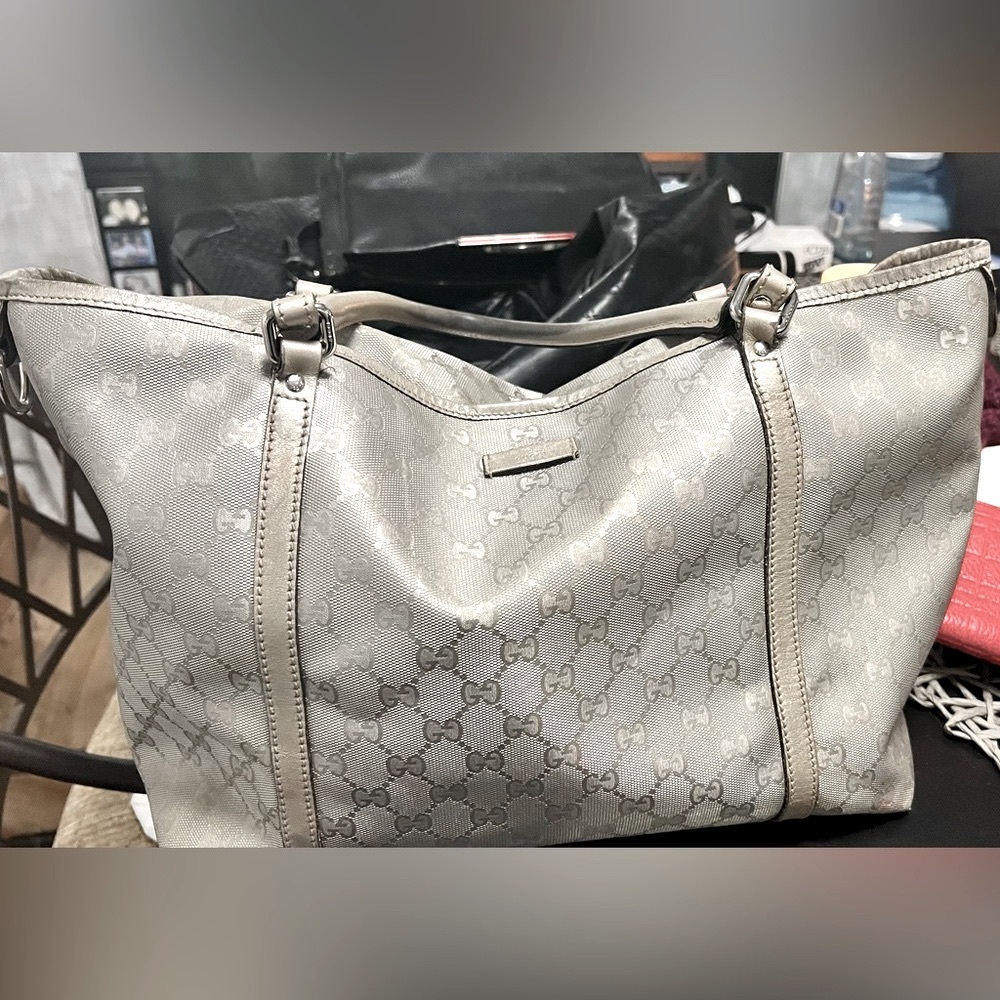 Silver Gucci tote